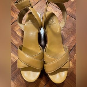 Tory burch leather wedge sandals